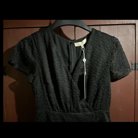 Lenon x Anthropologie Short Sleeve V-Neck Faux Wrap Romper Black Size S - NWT - Picture 2 of 16